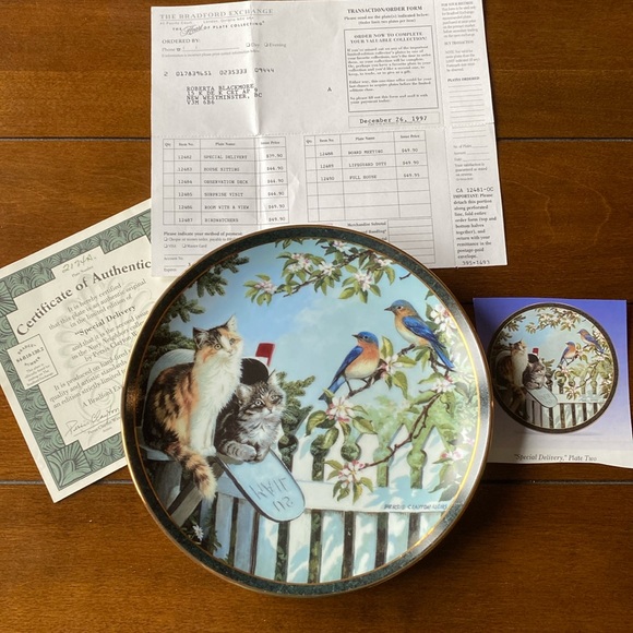 Bradford Exchange Cat Lovers "Special Delivery" Collector's 8 Inch Plate - Picture 2 of 5